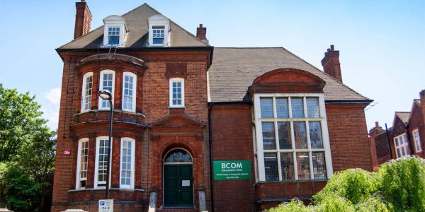 The exterior of Fraser House clinic